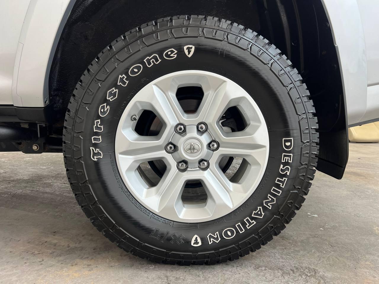 Toyota 4Runner 4WD 4dr V6 Limited (Natl) 2016