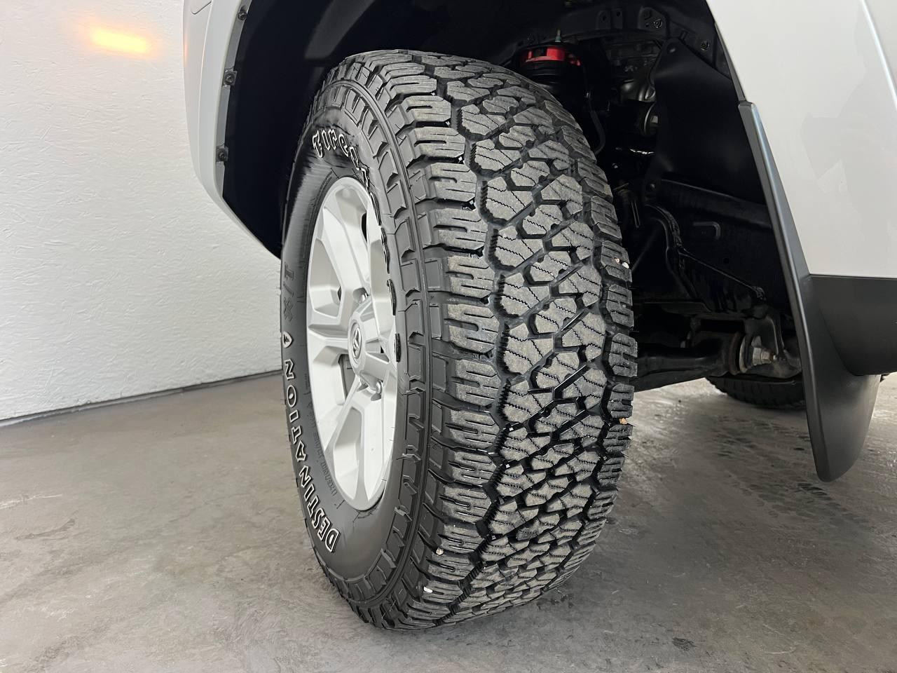 Toyota 4Runner 4WD 4dr V6 Limited (Natl) 2016