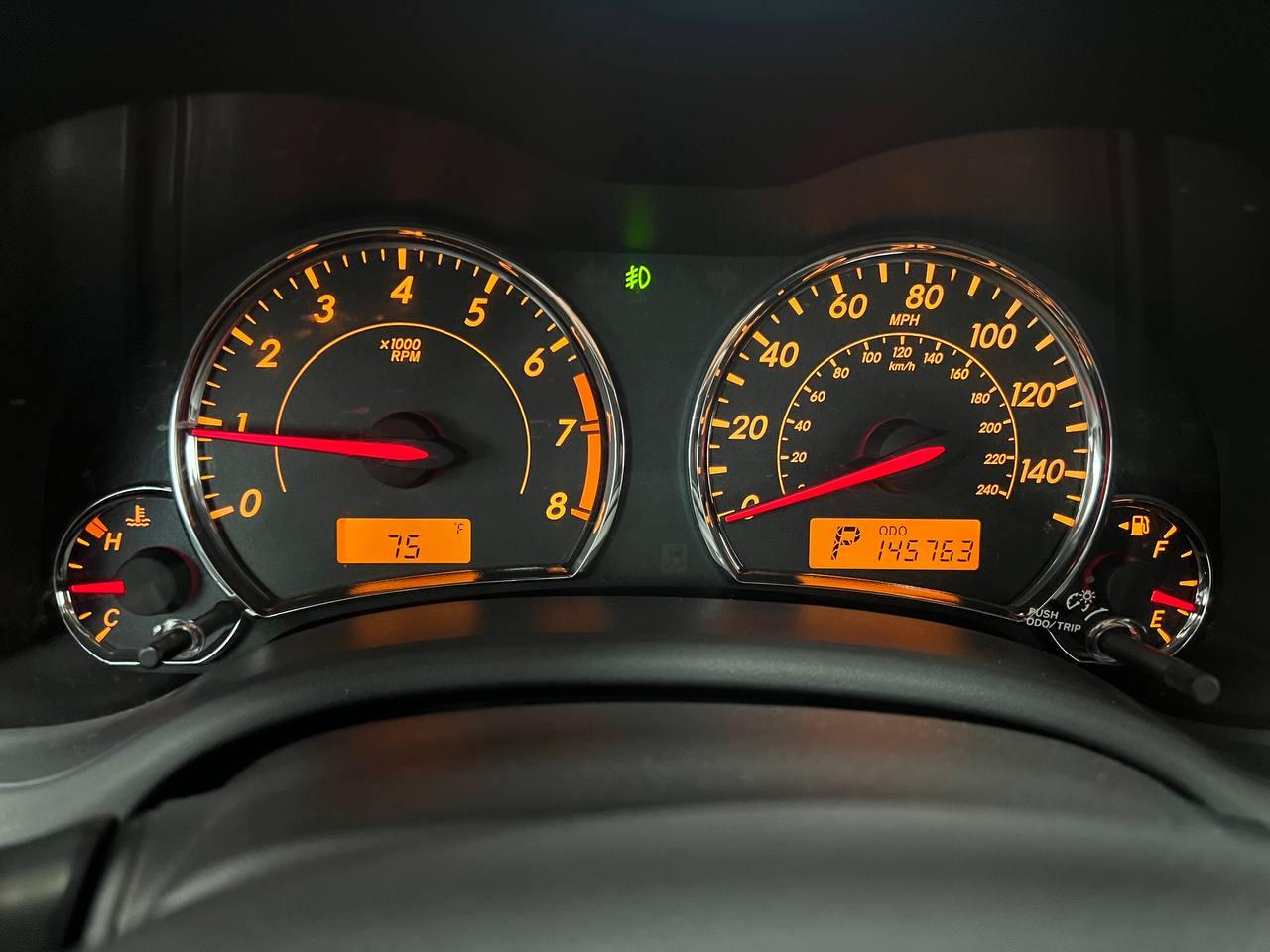 Toyota Corolla S 2011