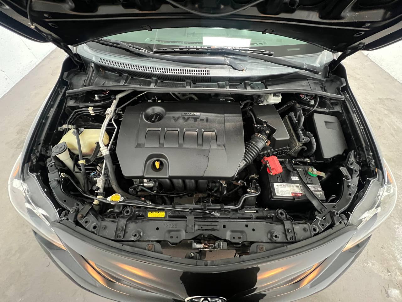 Toyota Corolla S 2011