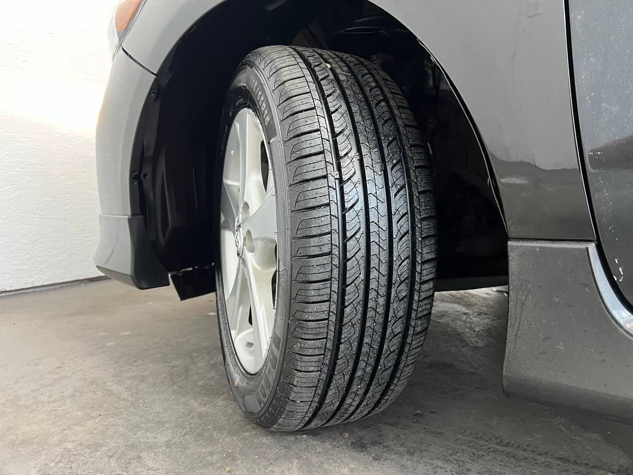 Toyota Corolla S 2011