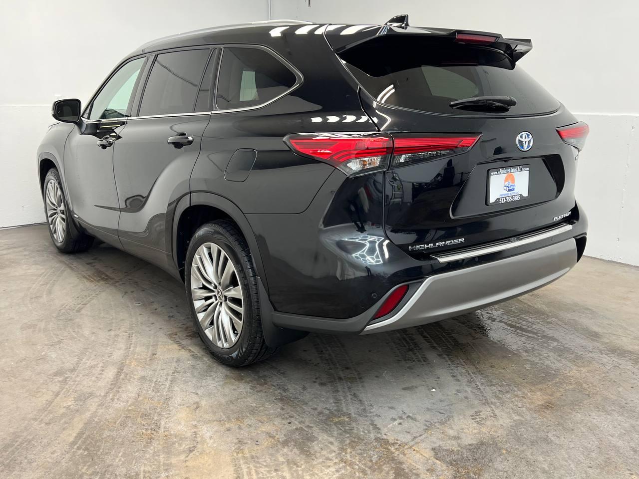 Toyota Highlander Hybrid Platinum 2022
