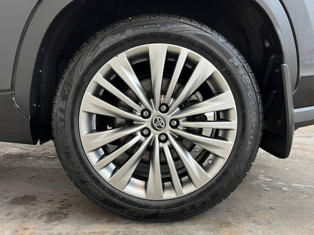 Toyota Highlander Hybrid Platinum 2022