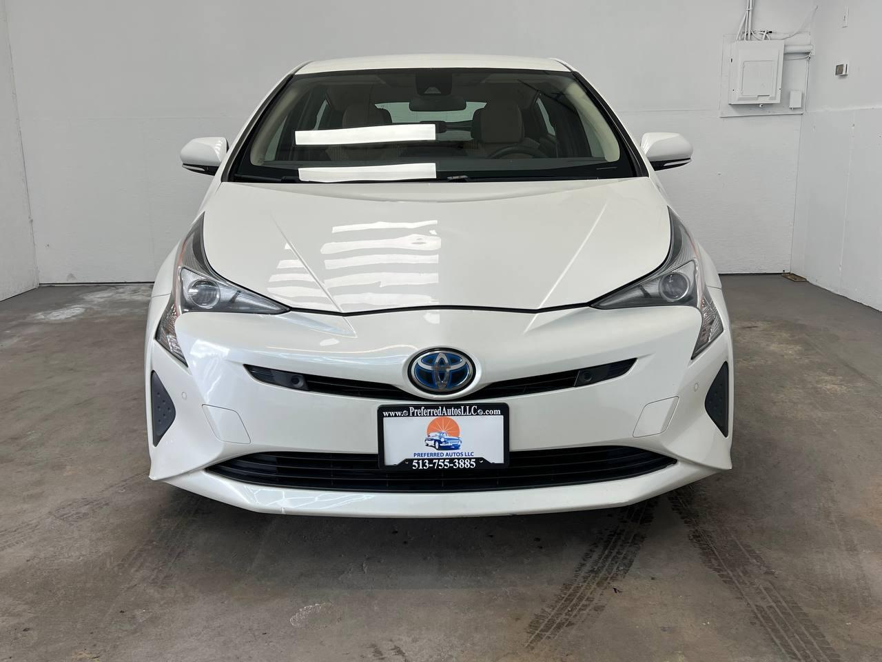 Toyota Prius Two 2018