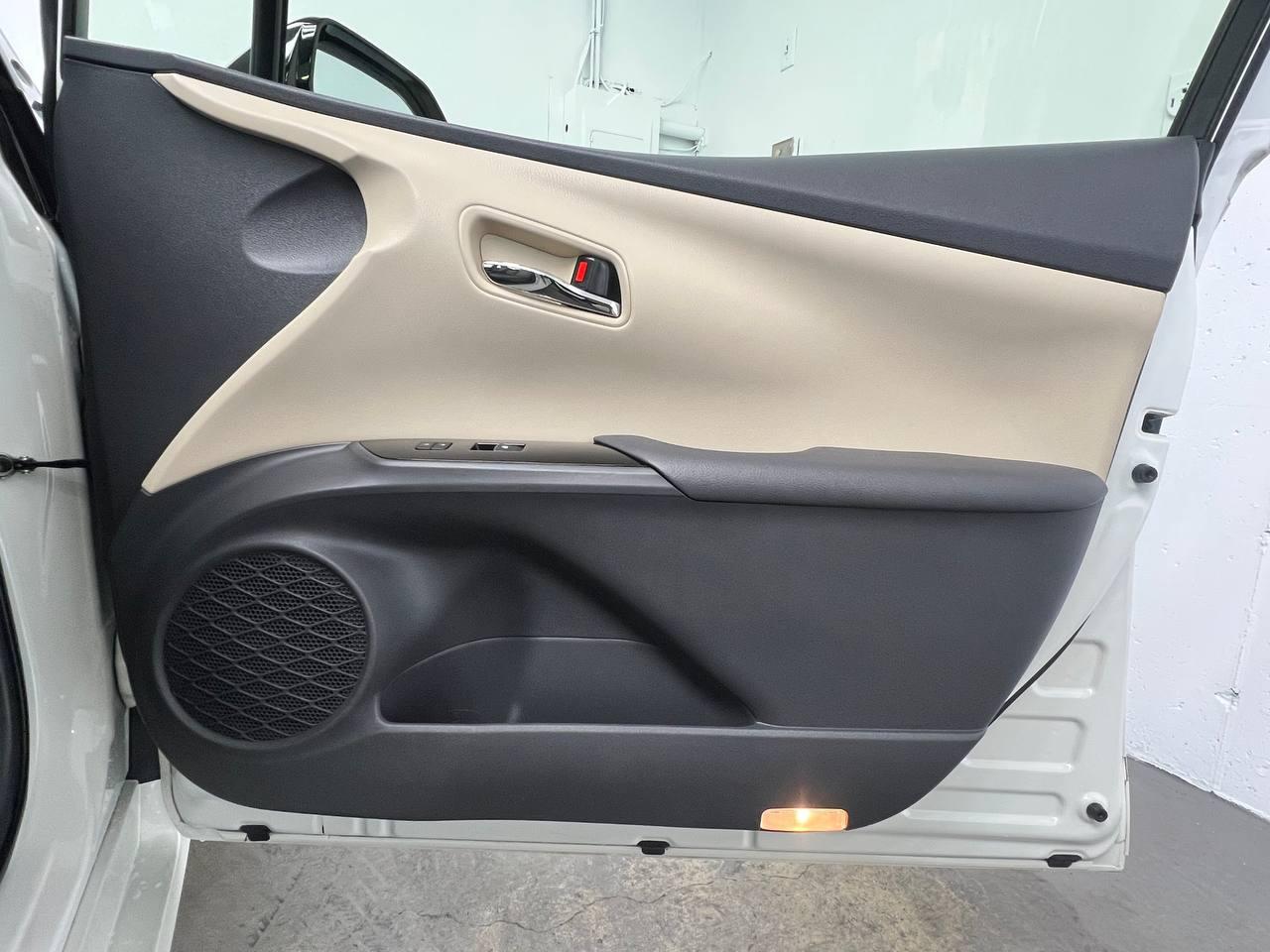 Toyota Prius Two 2018