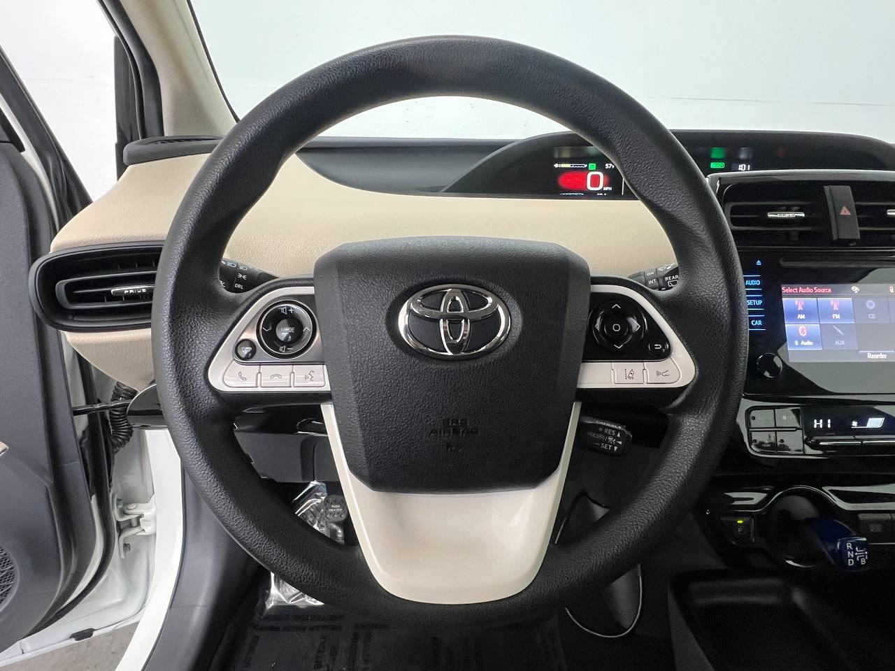 Toyota Prius Two 2018