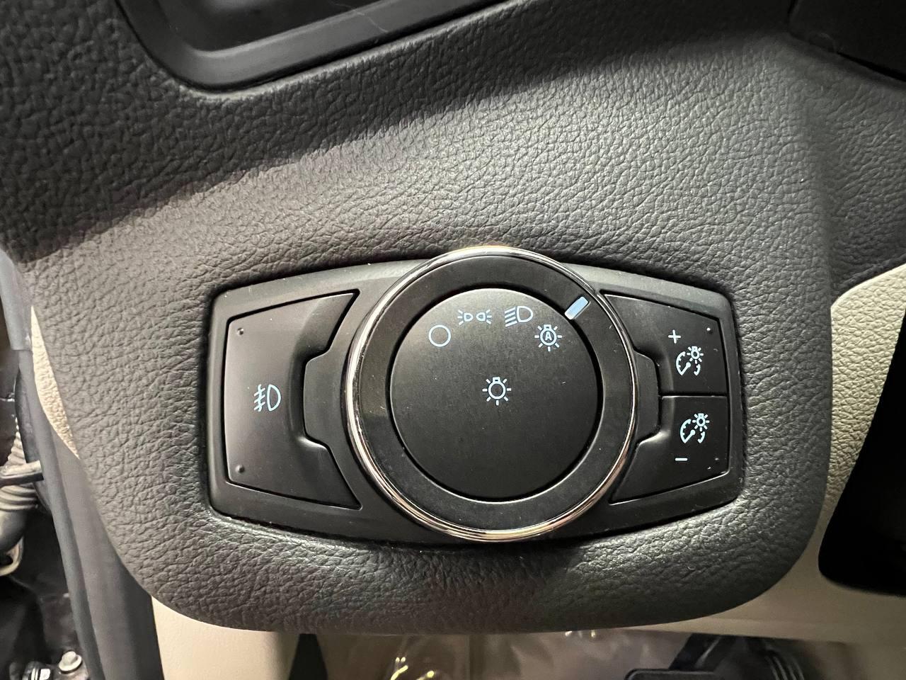 Ford C-Max Hybrid SEL 2014