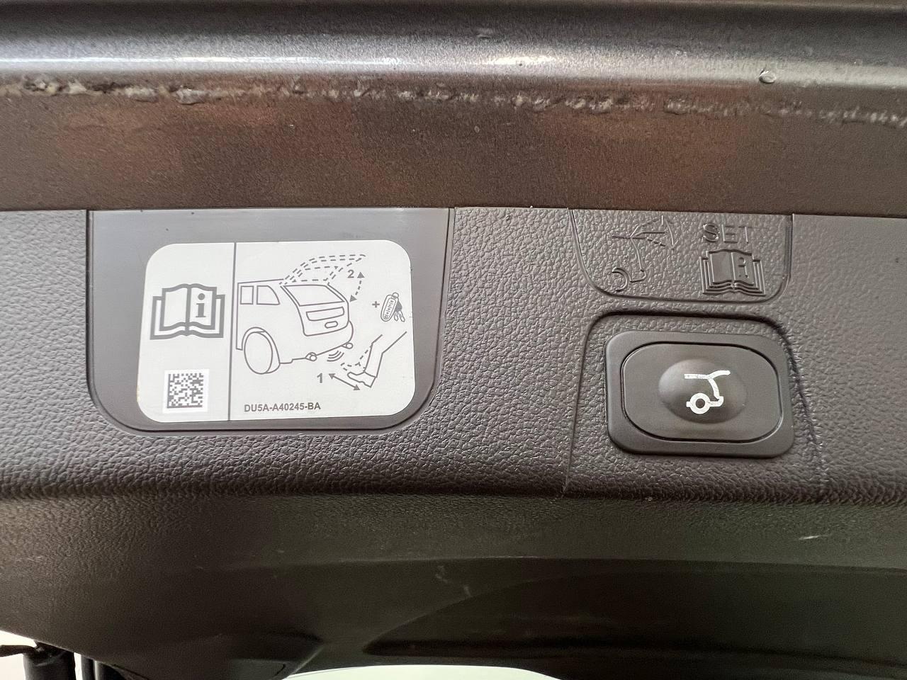 Ford C-Max Hybrid SEL 2014