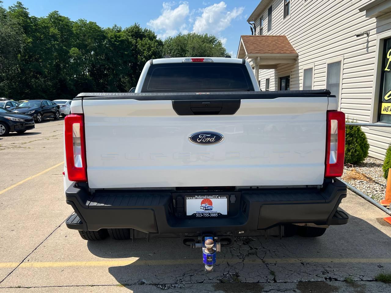 Ford Super Duty F-350 DRW  2023