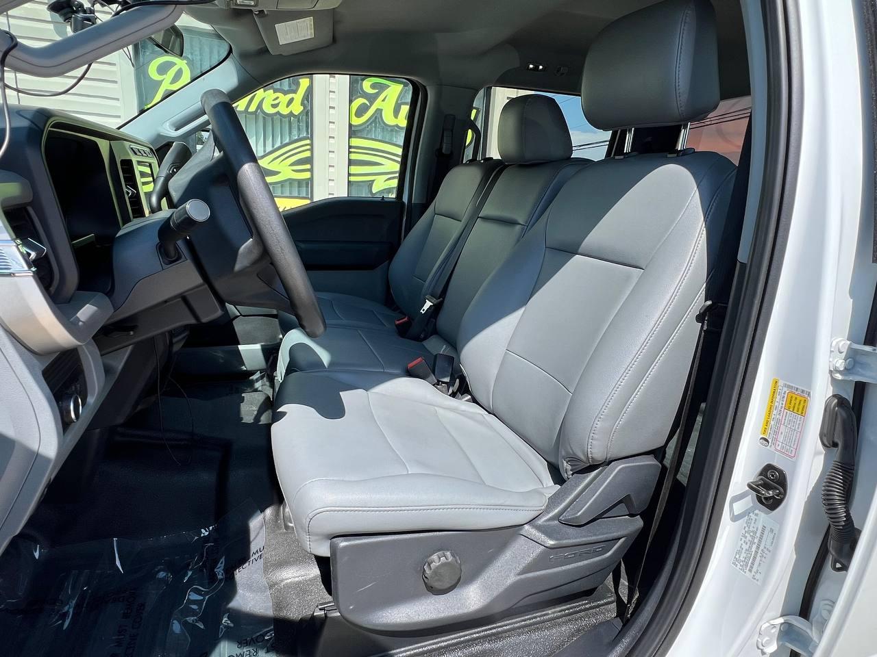 Ford Super Duty F-350 DRW  2023