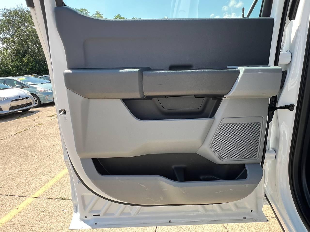 Ford Super Duty F-350 DRW  2023