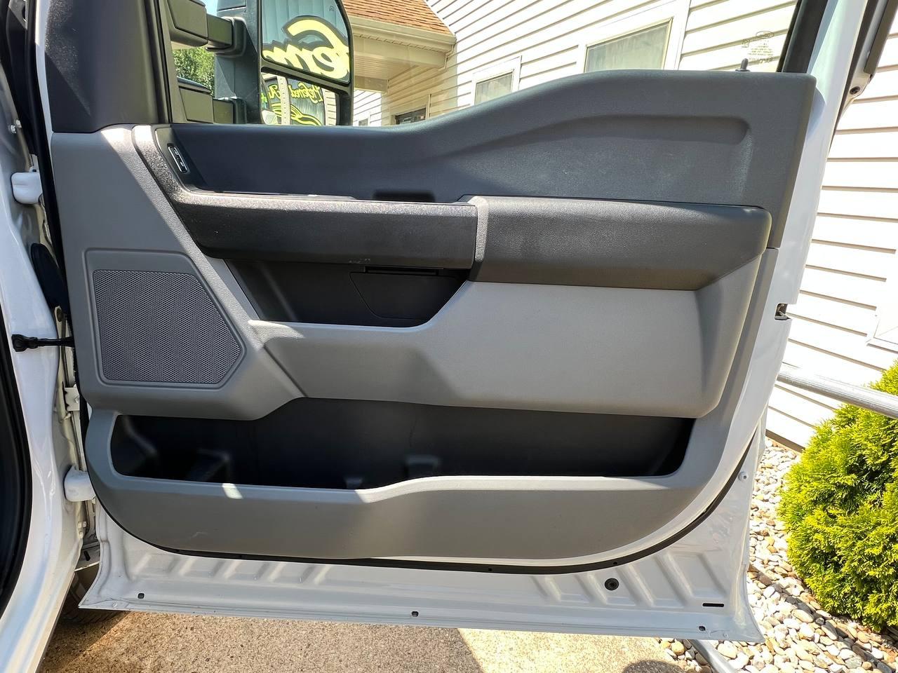 Ford Super Duty F-350 DRW  2023