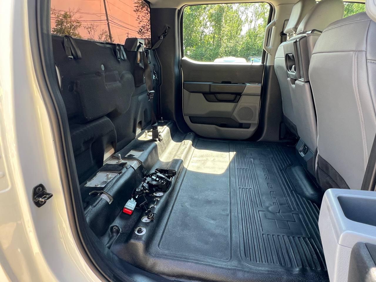Ford Super Duty F-350 DRW  2023