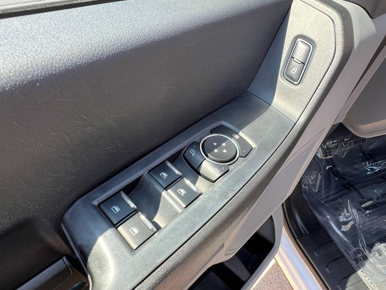 Ford Super Duty F-350 DRW  2023