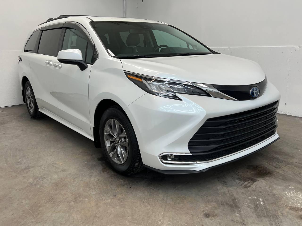 Toyota Sienna  2022