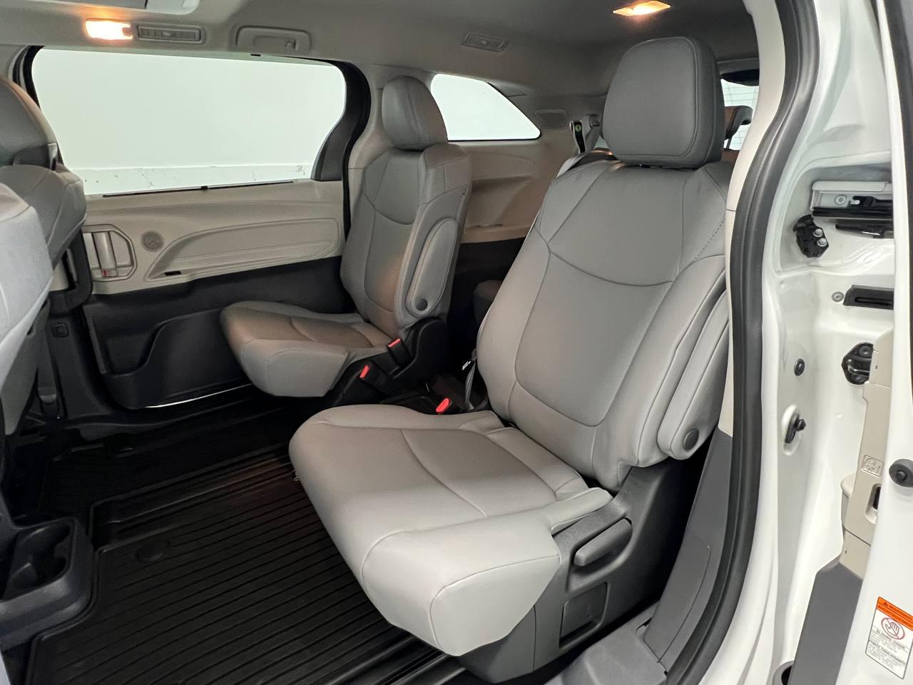 Toyota Sienna  2022