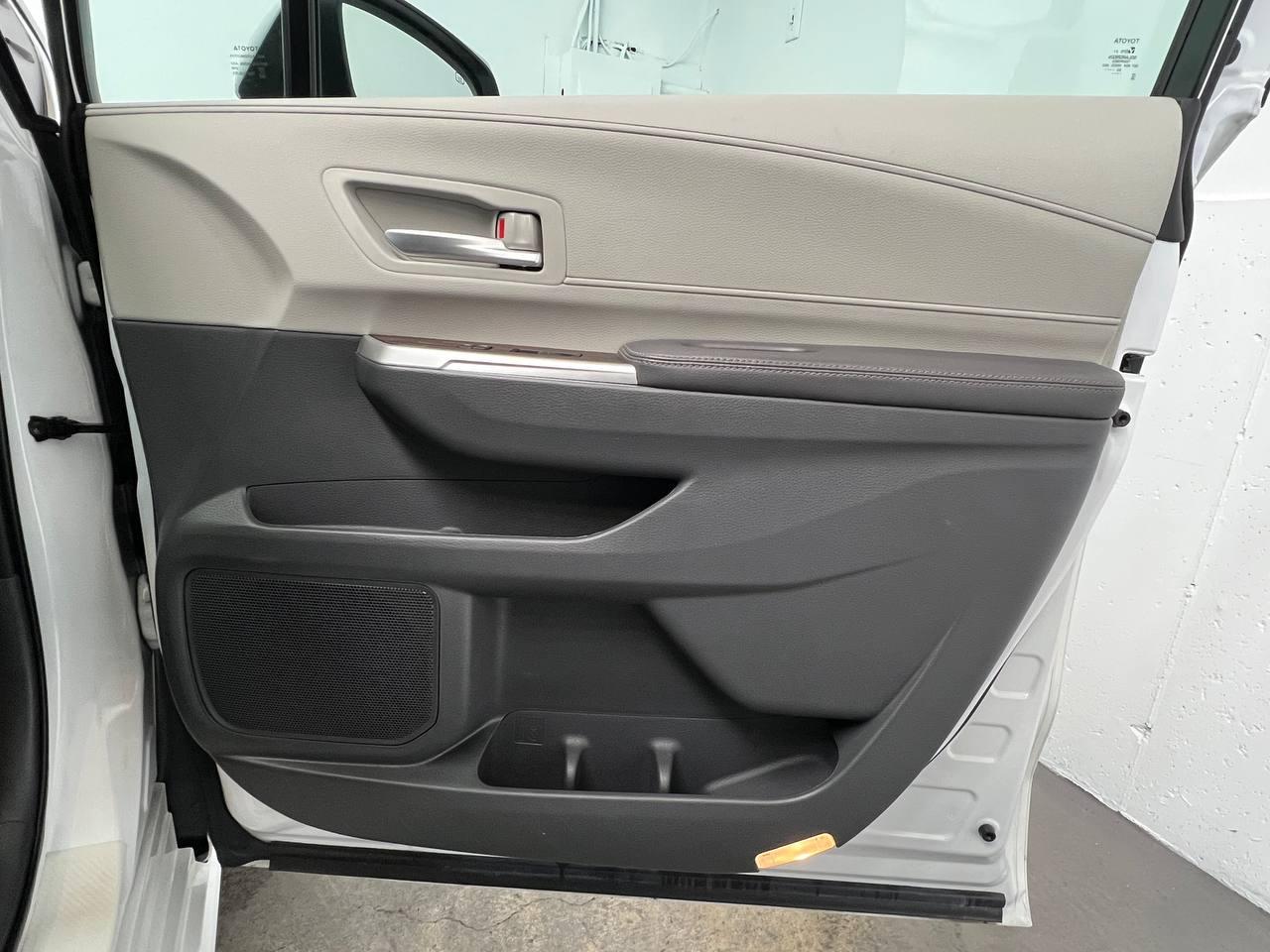 Toyota Sienna  2022