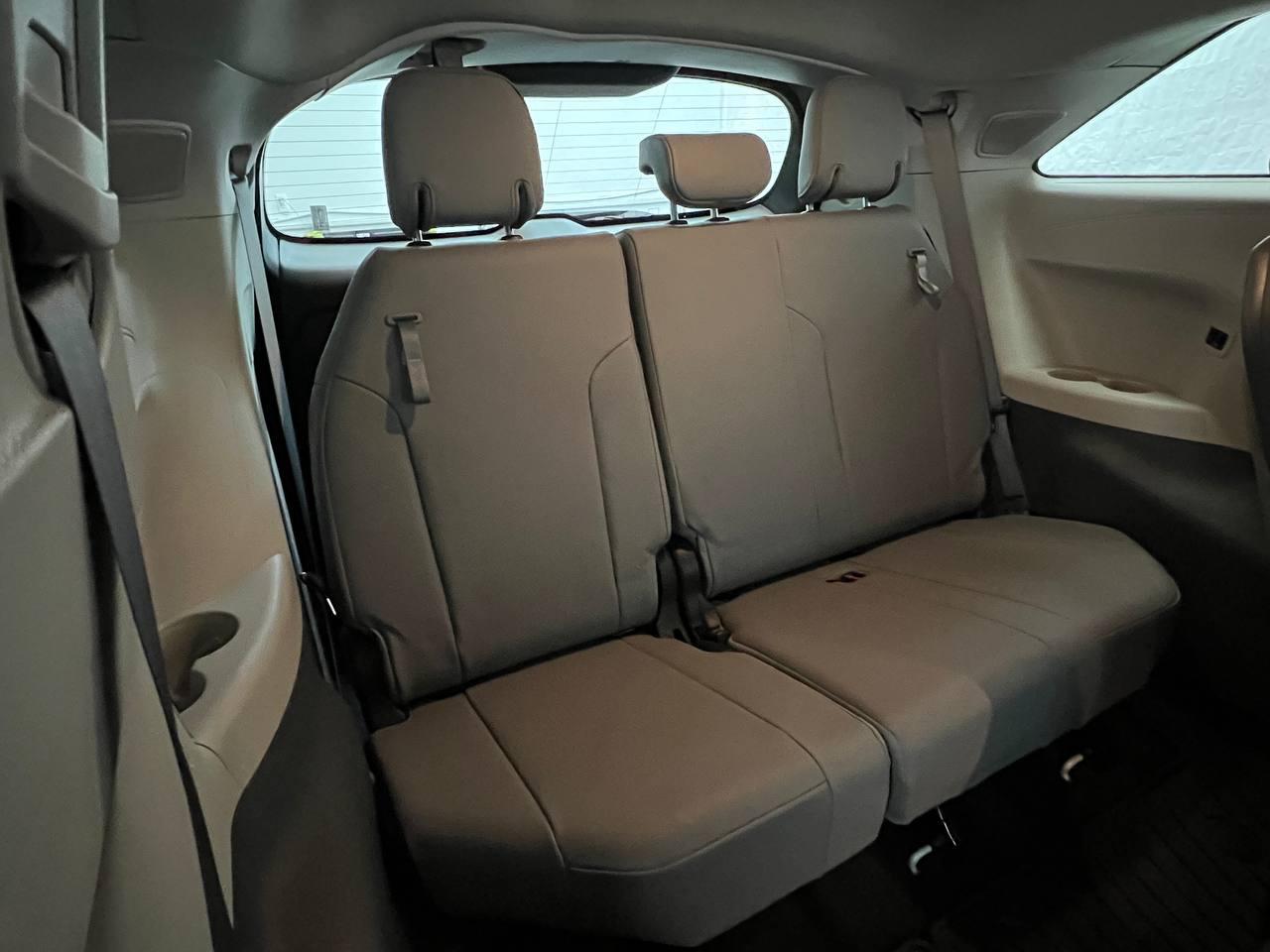 Toyota Sienna  2022