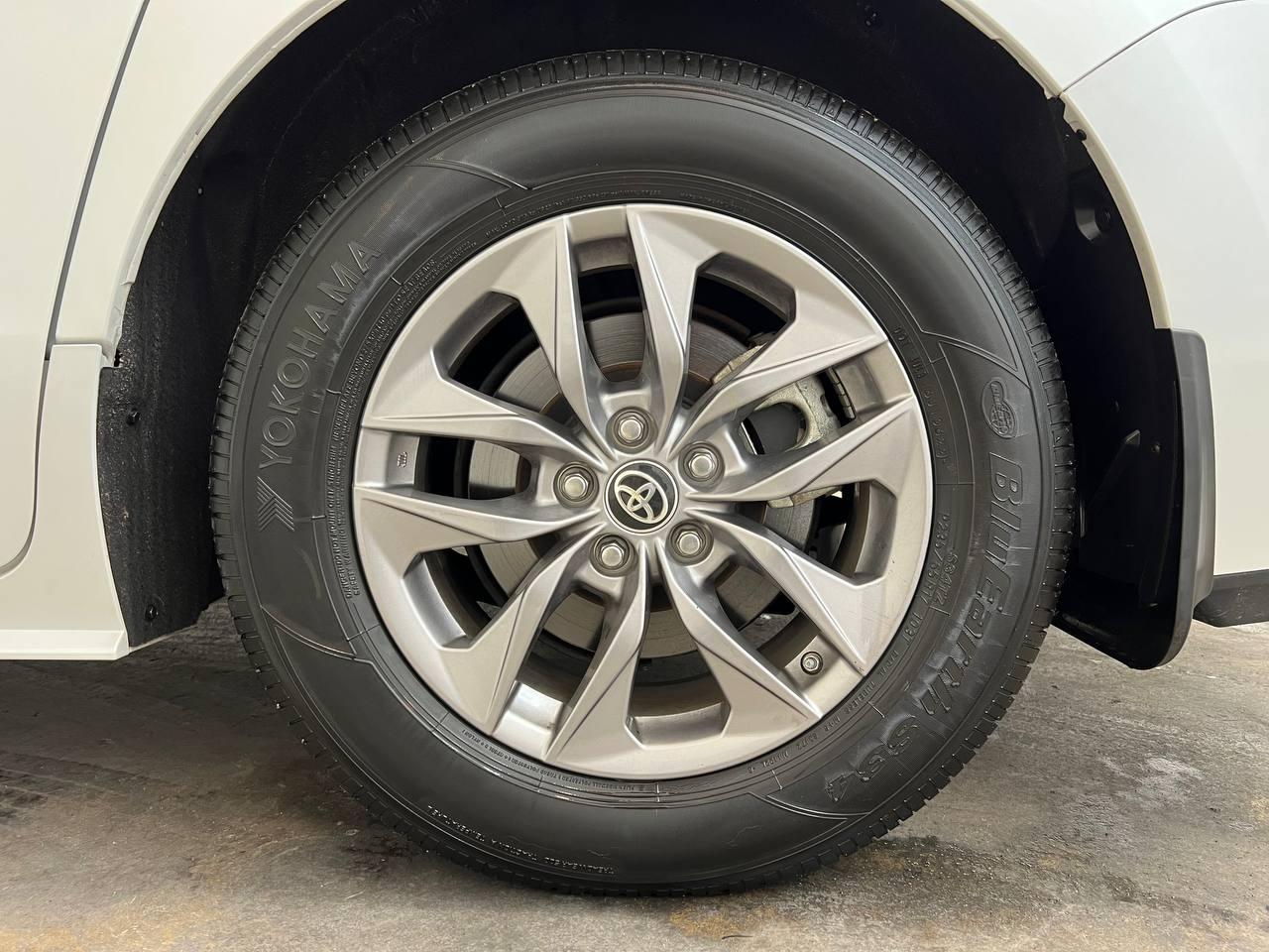 Toyota Sienna  2022