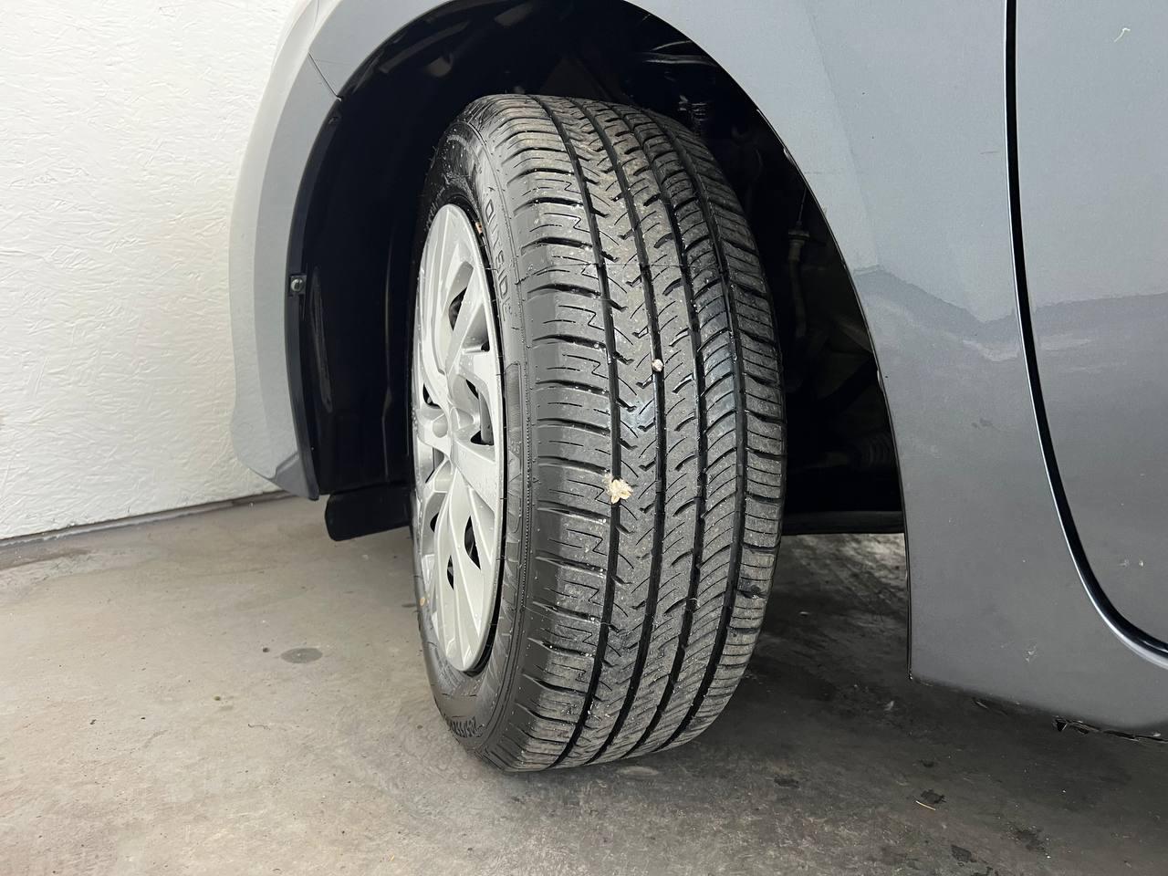 Toyota Corolla 50th Anniversary Special Edition CVT (Natl) 2017