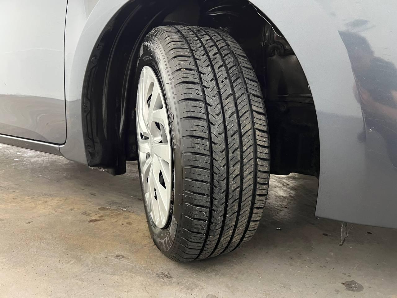 Toyota Corolla 50th Anniversary Special Edition CVT (Natl) 2017