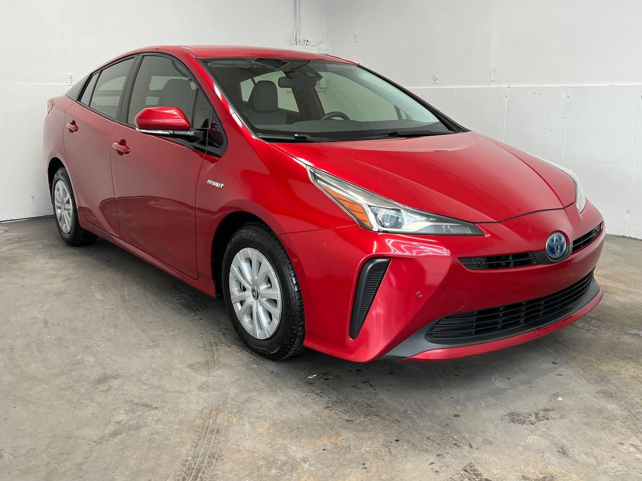 Toyota Prius LE 2019