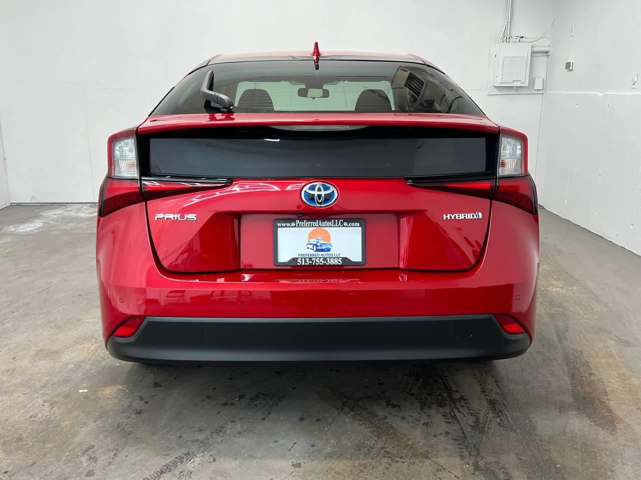 Toyota Prius LE 2019