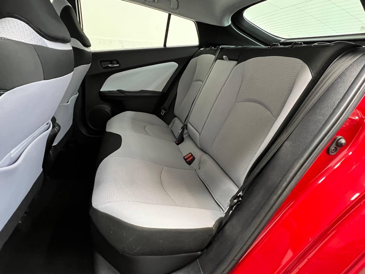 Toyota Prius LE 2019