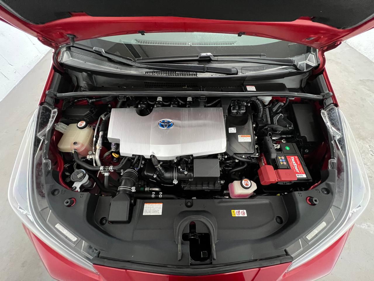 Toyota Prius LE 2019