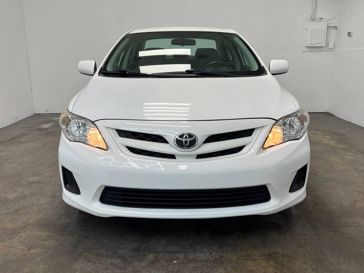 Toyota Corolla LE 2012
