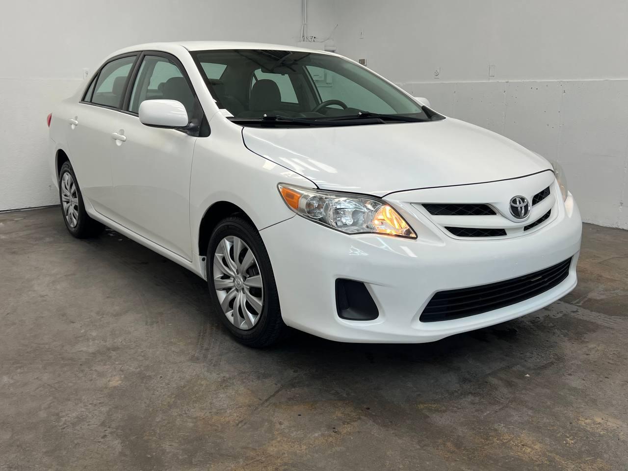 Toyota Corolla LE 2012