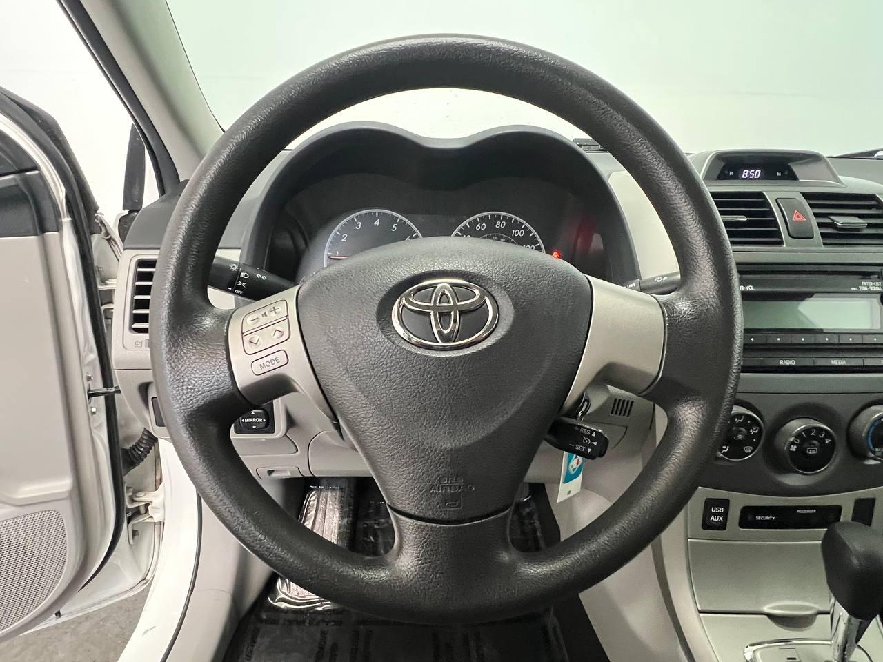 Toyota Corolla LE 2012