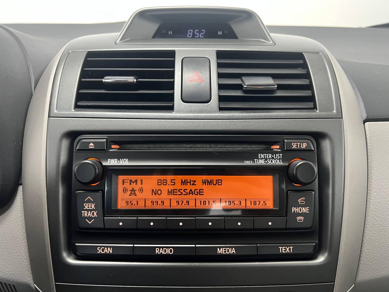 Toyota Corolla LE 2012