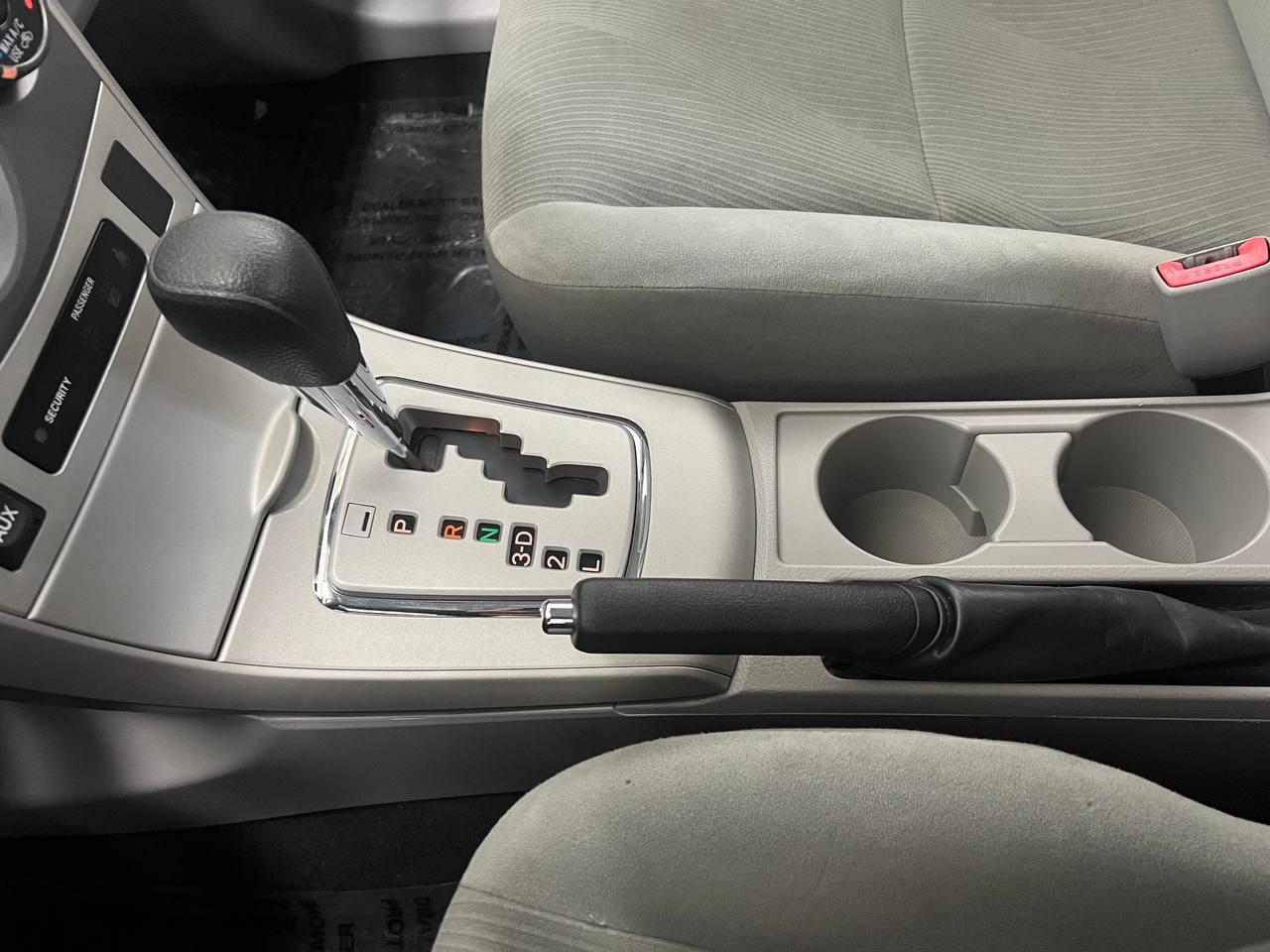 Toyota Corolla LE 2012