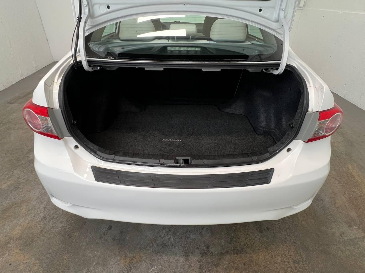 Toyota Corolla LE 2012