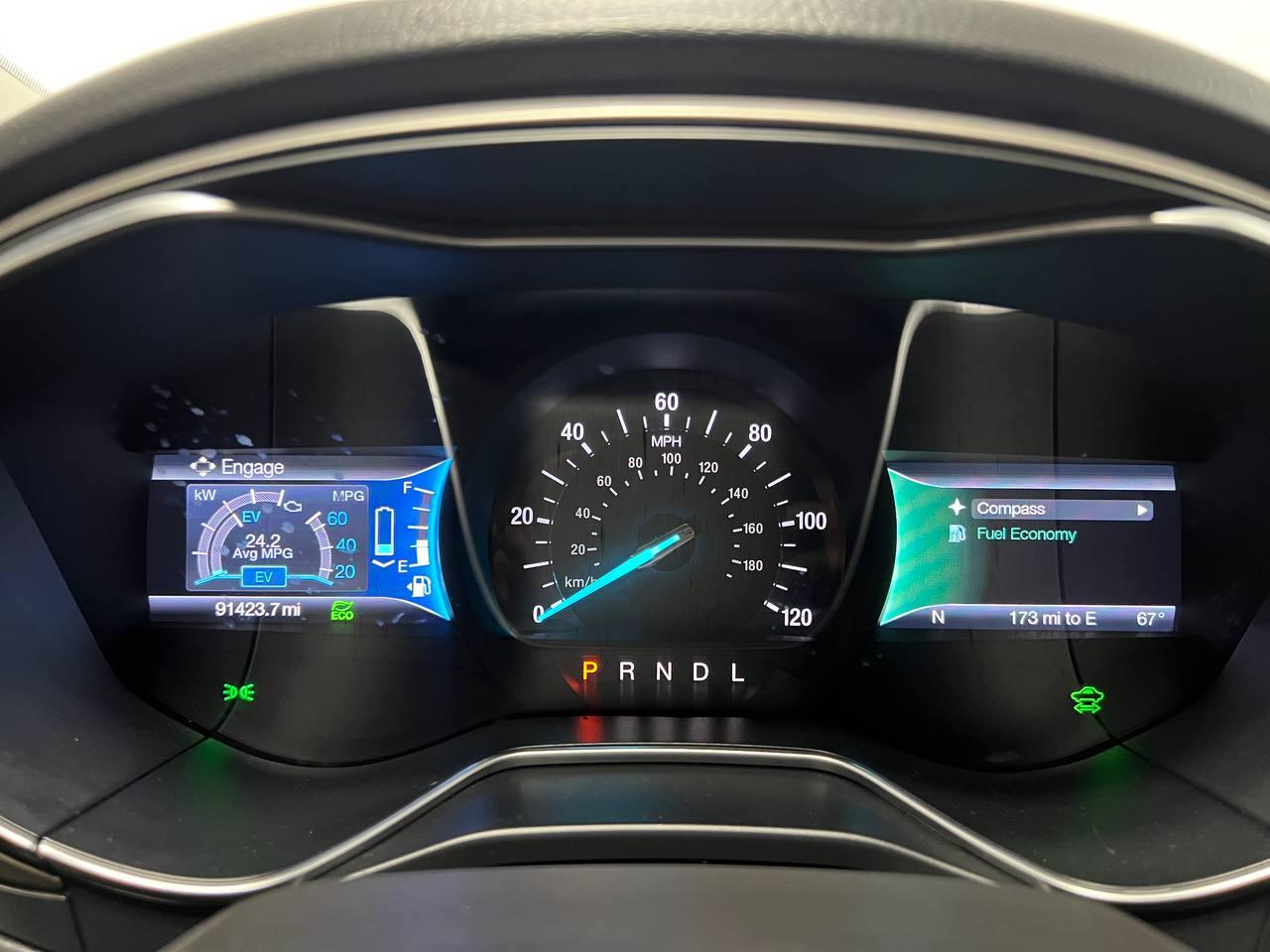 Ford Fusion SE Hybrid 2016