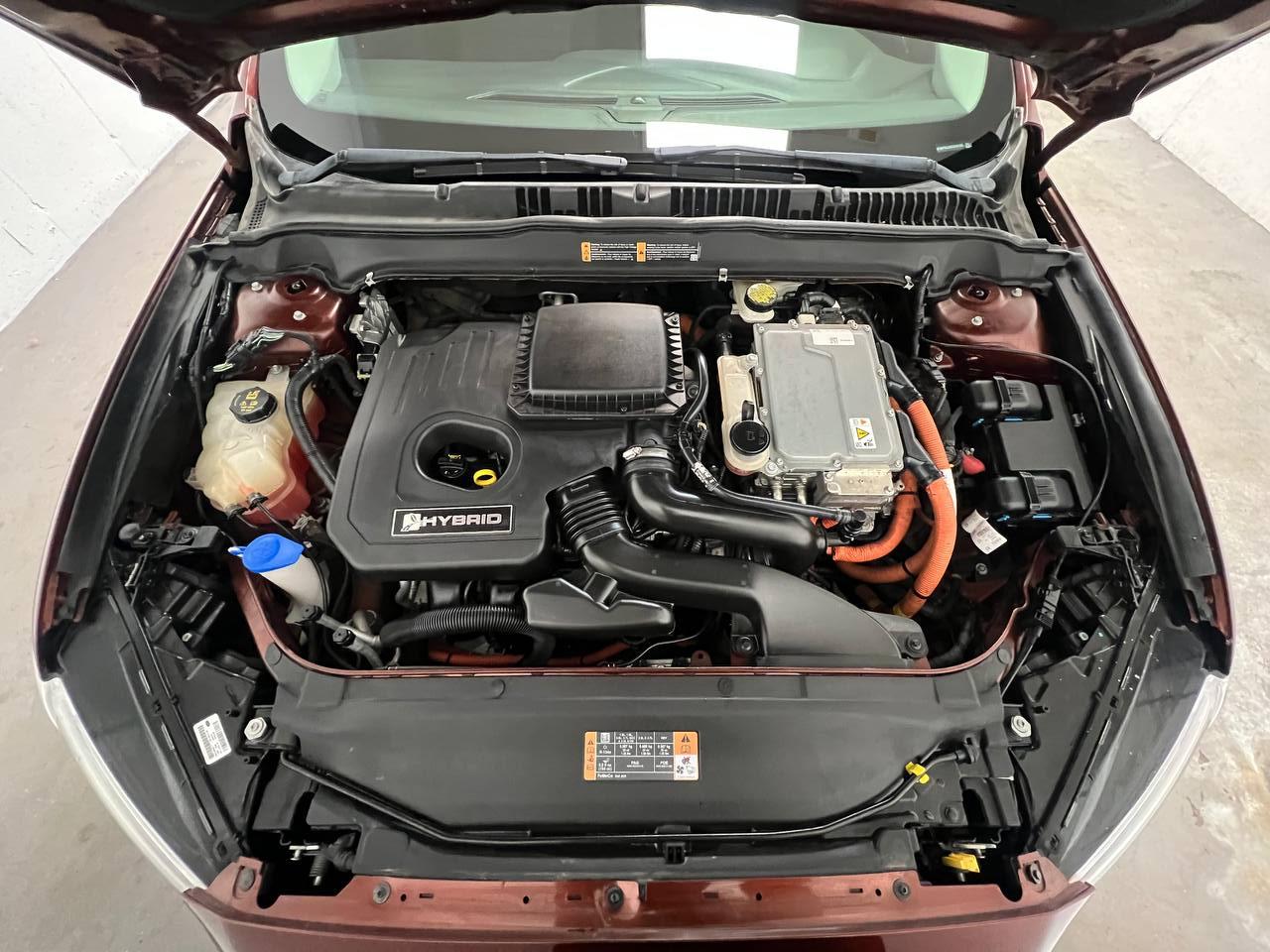 Ford Fusion SE Hybrid 2016