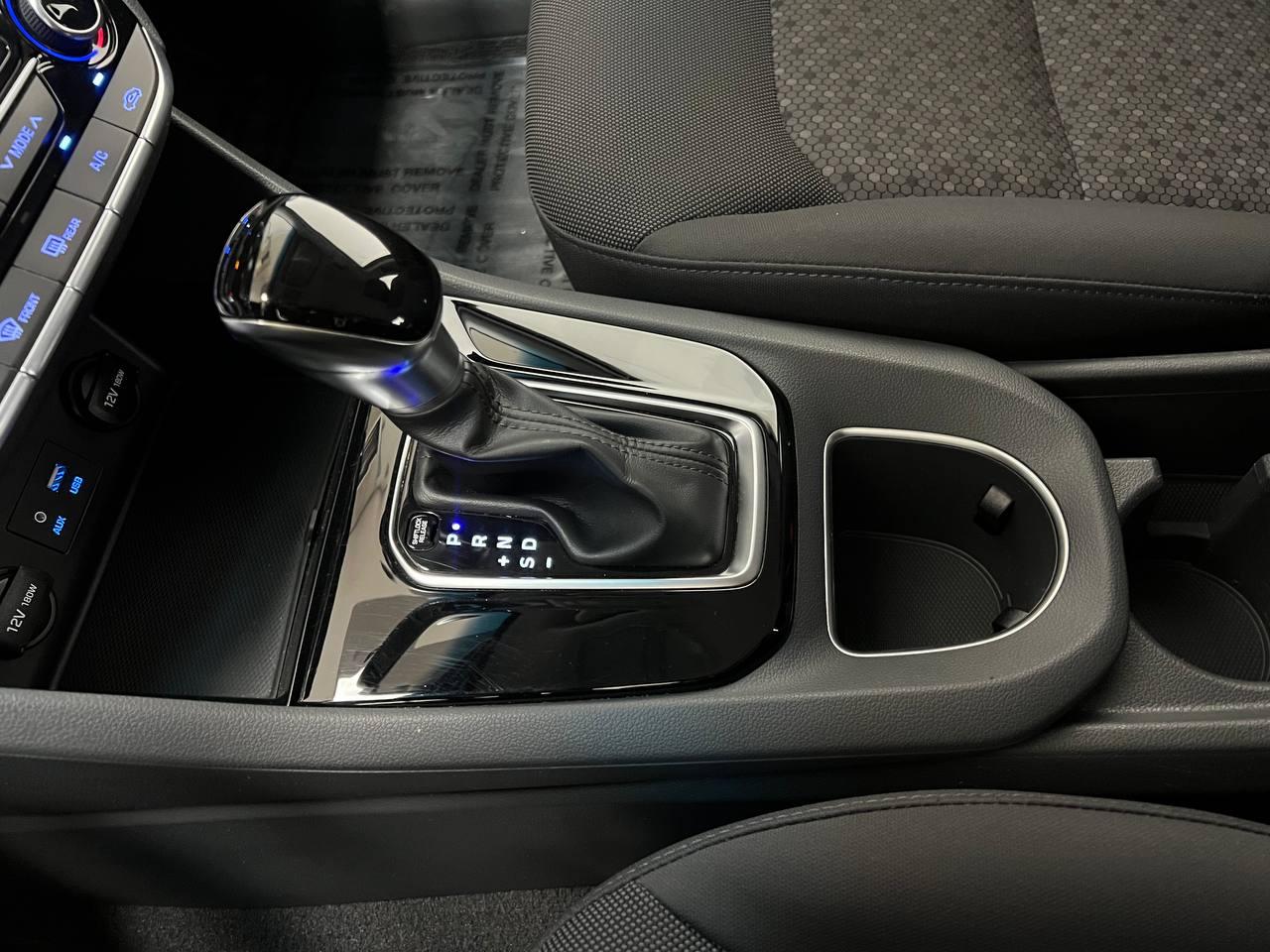 Hyundai Ioniq Hybrid Blue 2019
