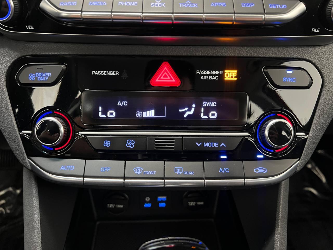 Hyundai Ioniq Hybrid Blue 2019