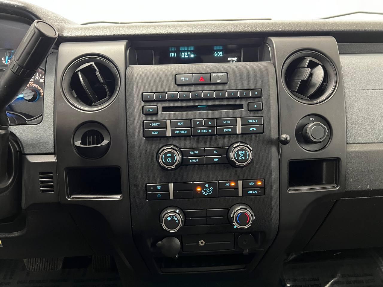 Ford F-150 2WD Reg Cab 126" XL 2013