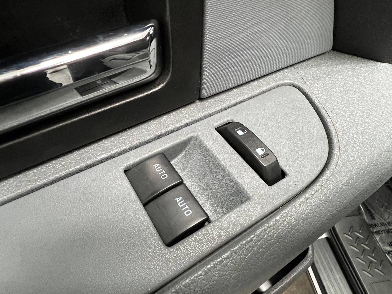 Ford F-150 2WD Reg Cab 126" XL 2013