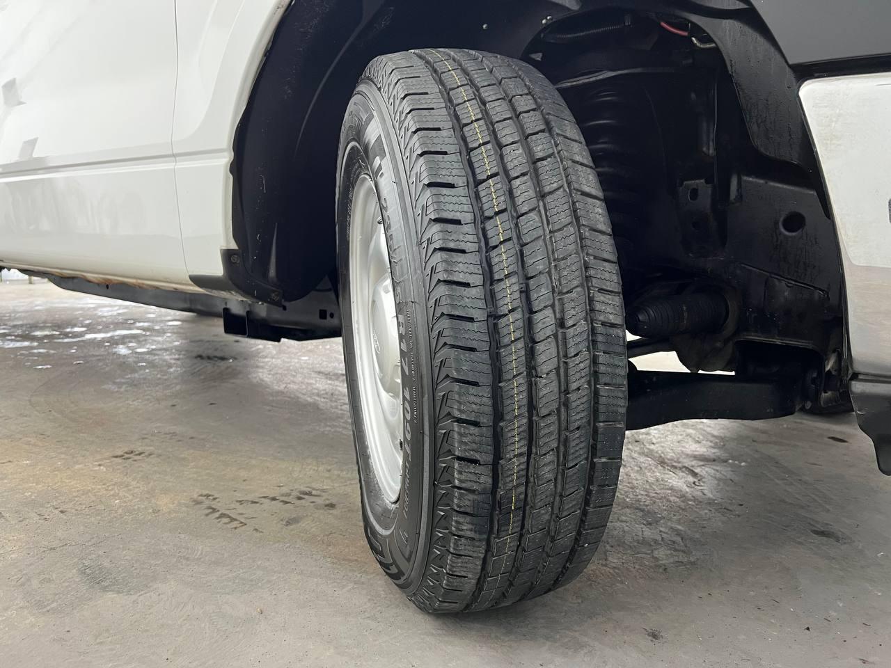 Ford F-150 2WD Reg Cab 126" XL 2013