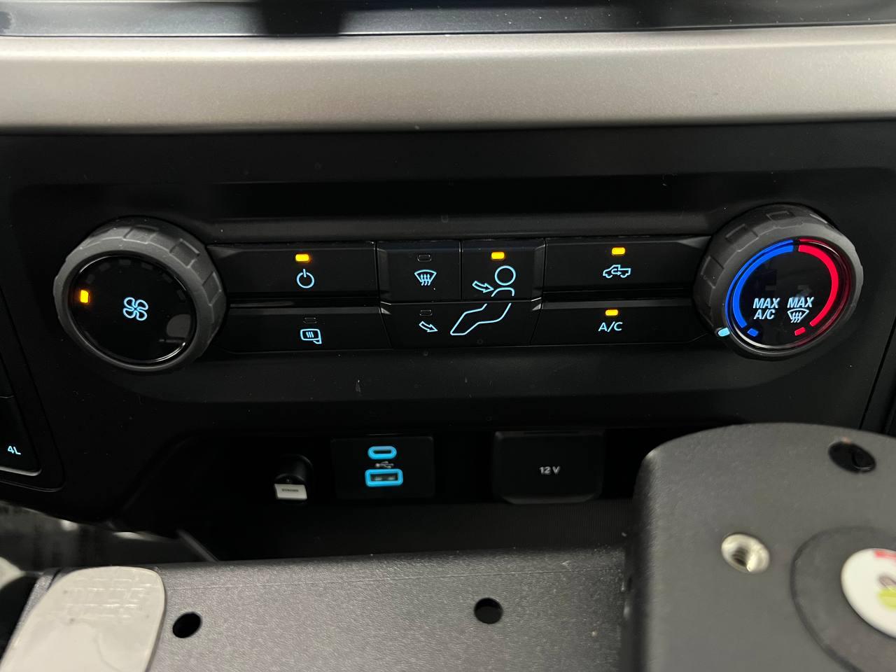 Ford F-150  2021
