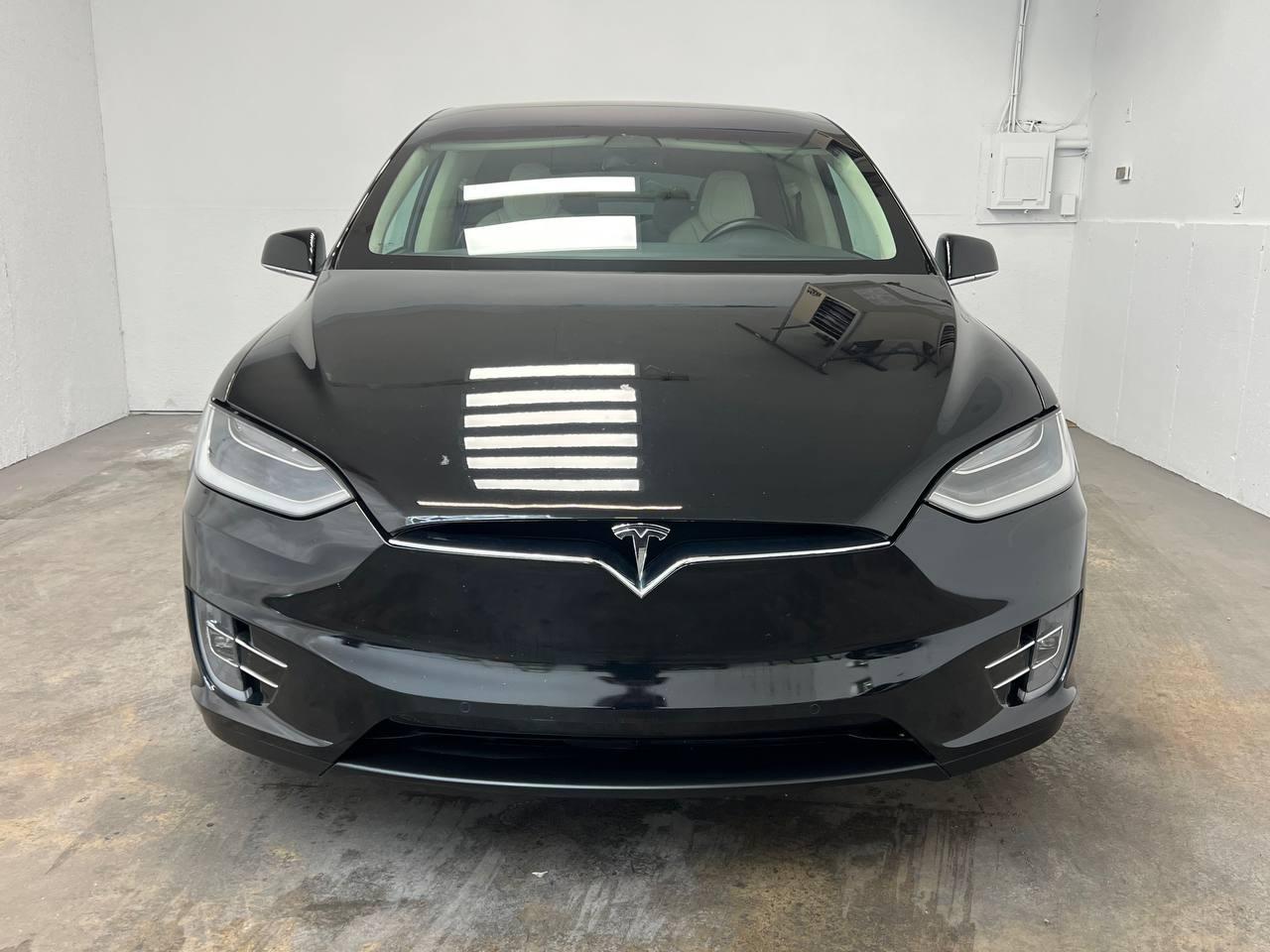 Tesla Model X 75D AWD 2018