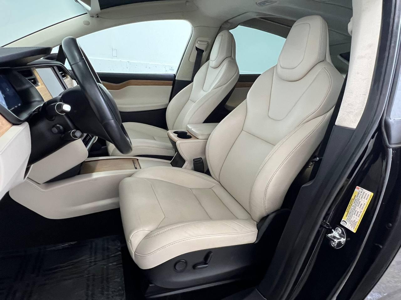 Tesla Model X 75D AWD 2018
