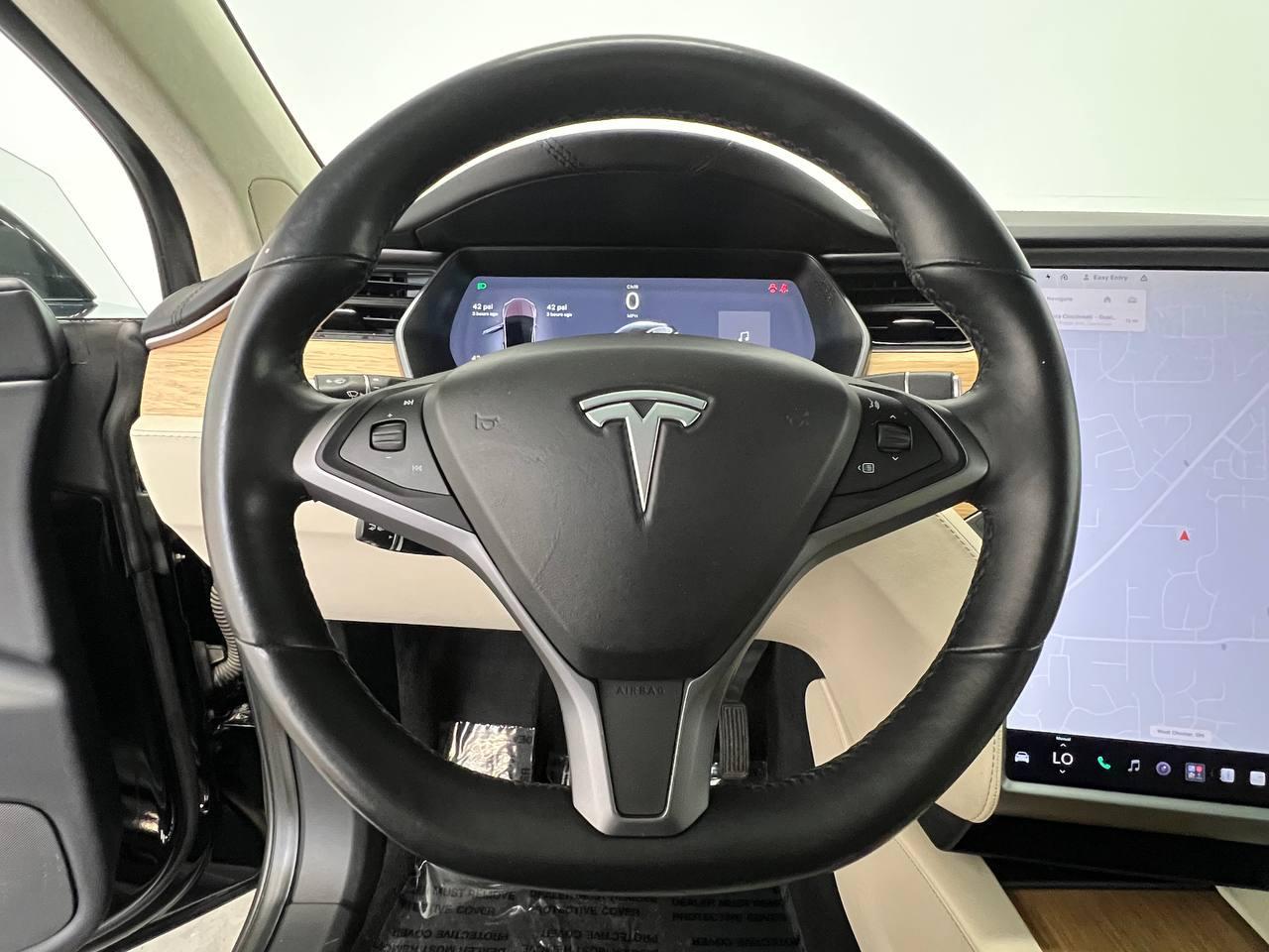 Tesla Model X 75D AWD 2018