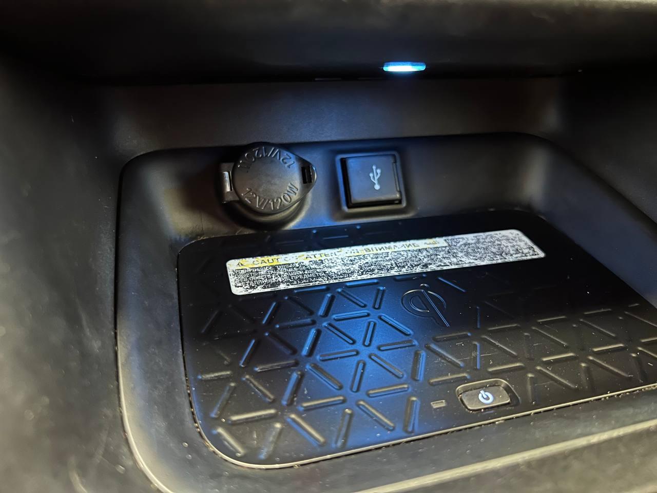 Toyota RAV4 Hybrid XSE AWD (Natl) 2021