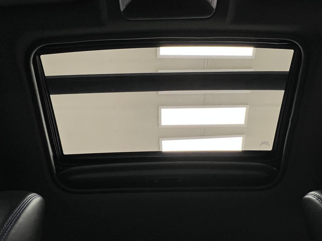 Toyota RAV4 Hybrid XSE AWD (Natl) 2021