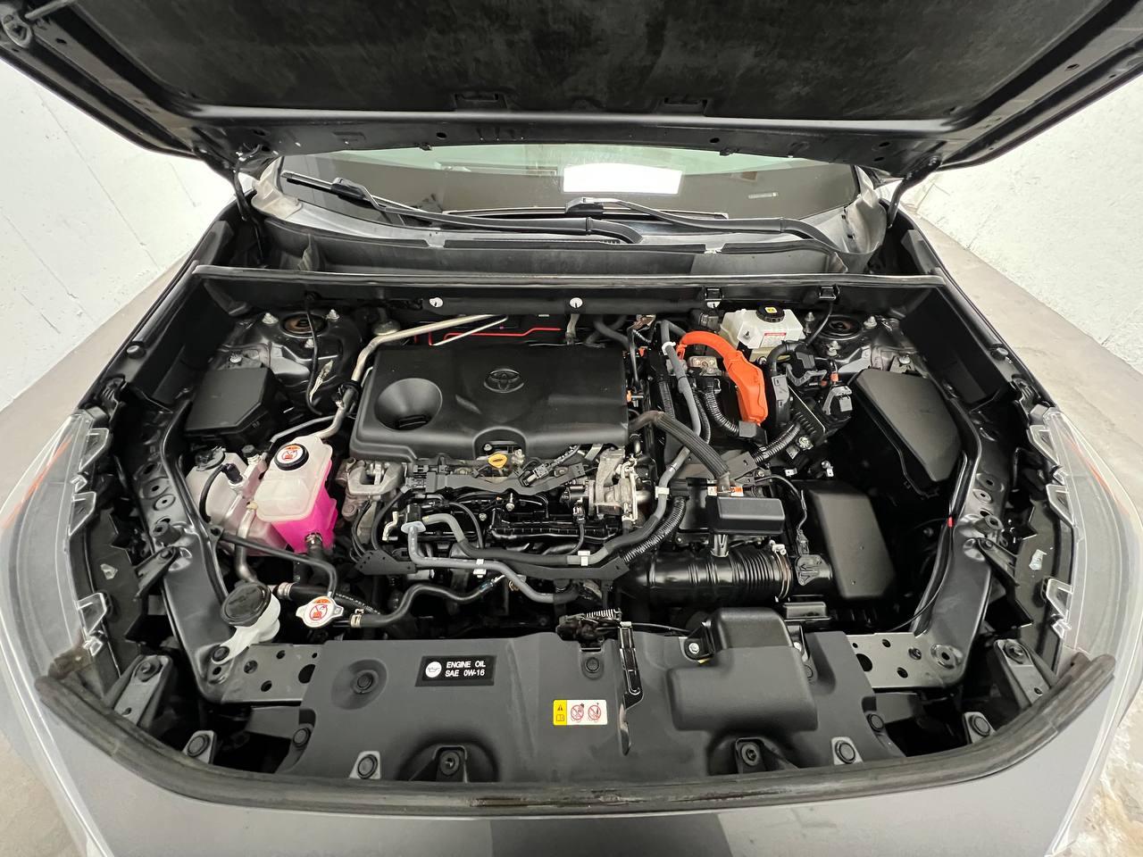 Toyota RAV4 Hybrid XSE AWD (Natl) 2021