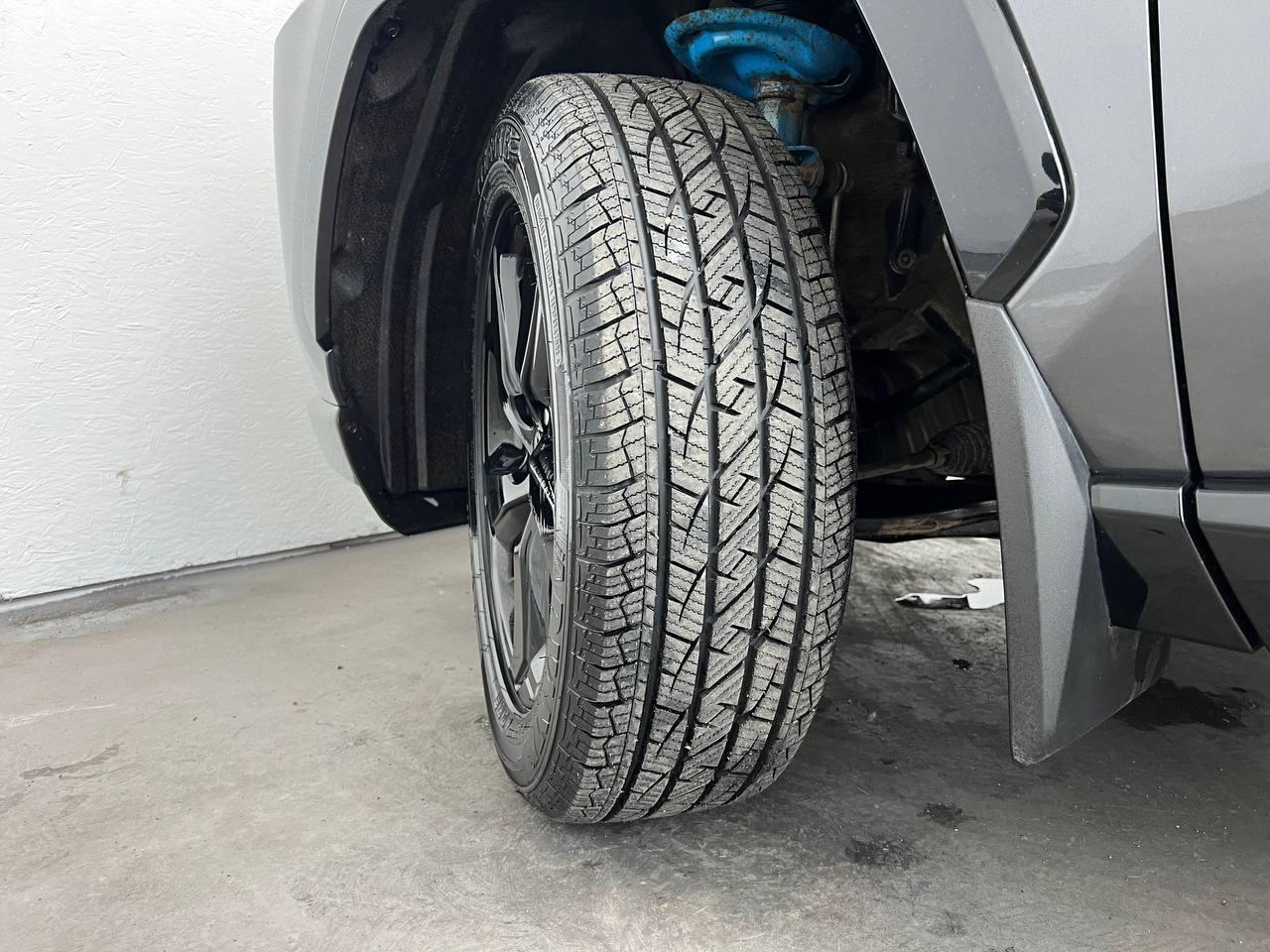 Toyota RAV4 Hybrid XSE AWD (Natl) 2021